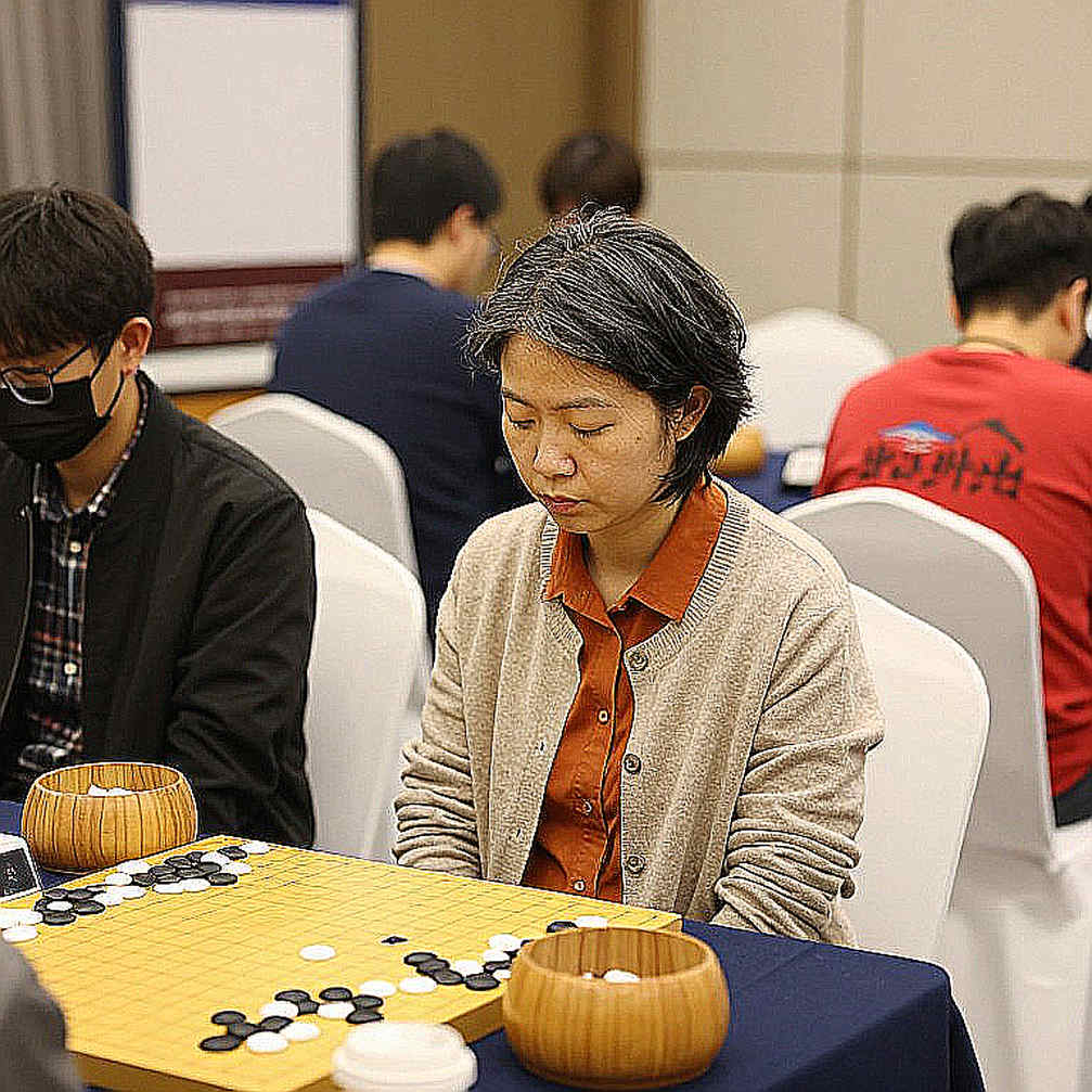 A Samarkand Headline, a Scandinavian Body: Forensic Notes on a Mislabelled Chess File