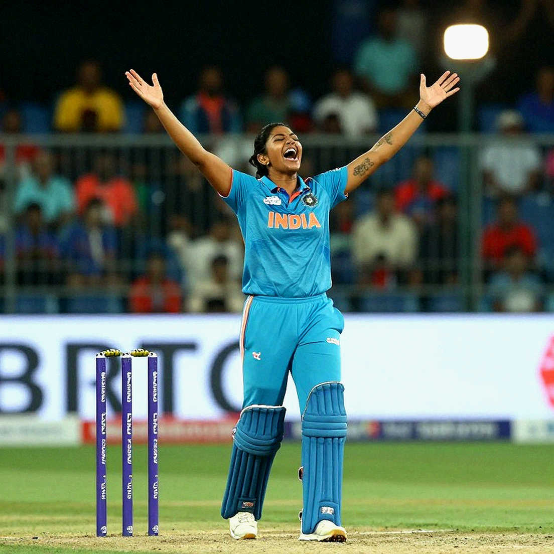 নীরব ওভারগুলো: বাংলাদেশের টি-টোয়েন্টি টেম্পো কেন সপ্তম থেকে পঞ্চদশ ওভারে মরে যায়